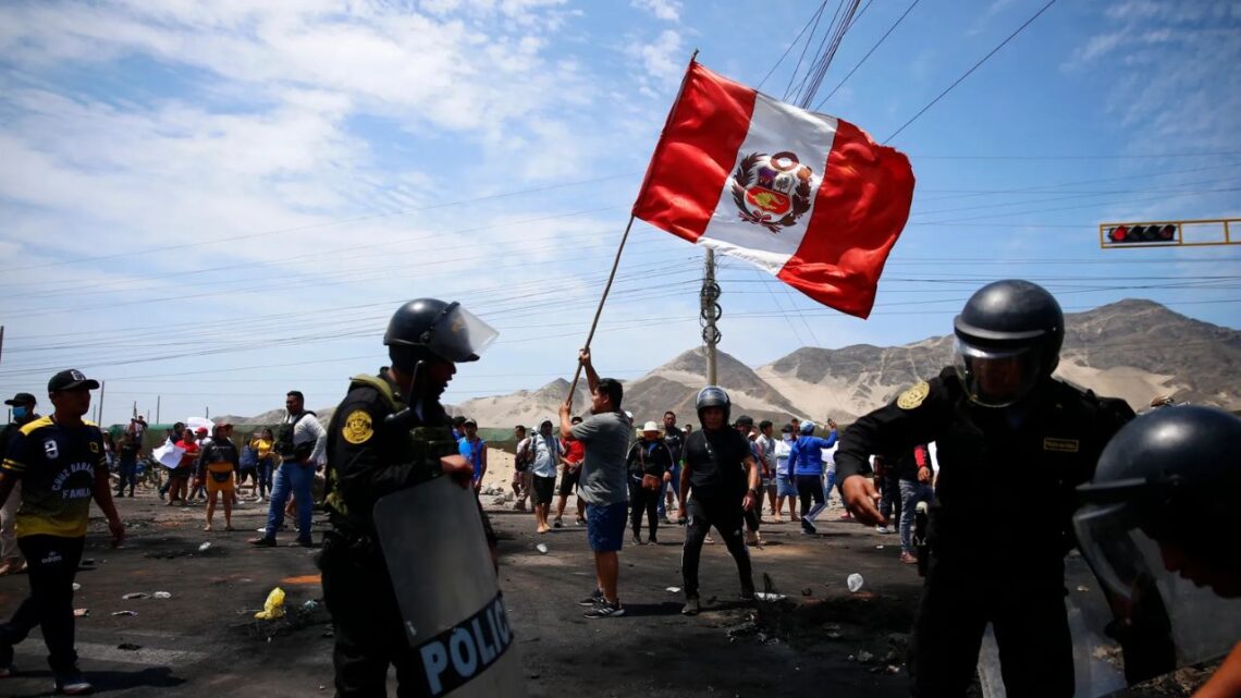 Amid Economic Turmoil, Bolivians Turn To Smuggling Goods Into Peru To Survive Ahead Of Elections