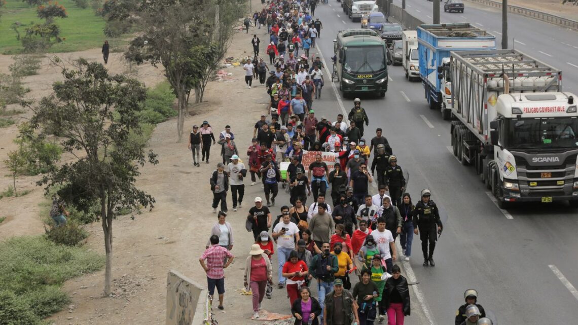 Peru Transport Strike 2025 - Bus Drivers Protest Rising Extortion In Lima