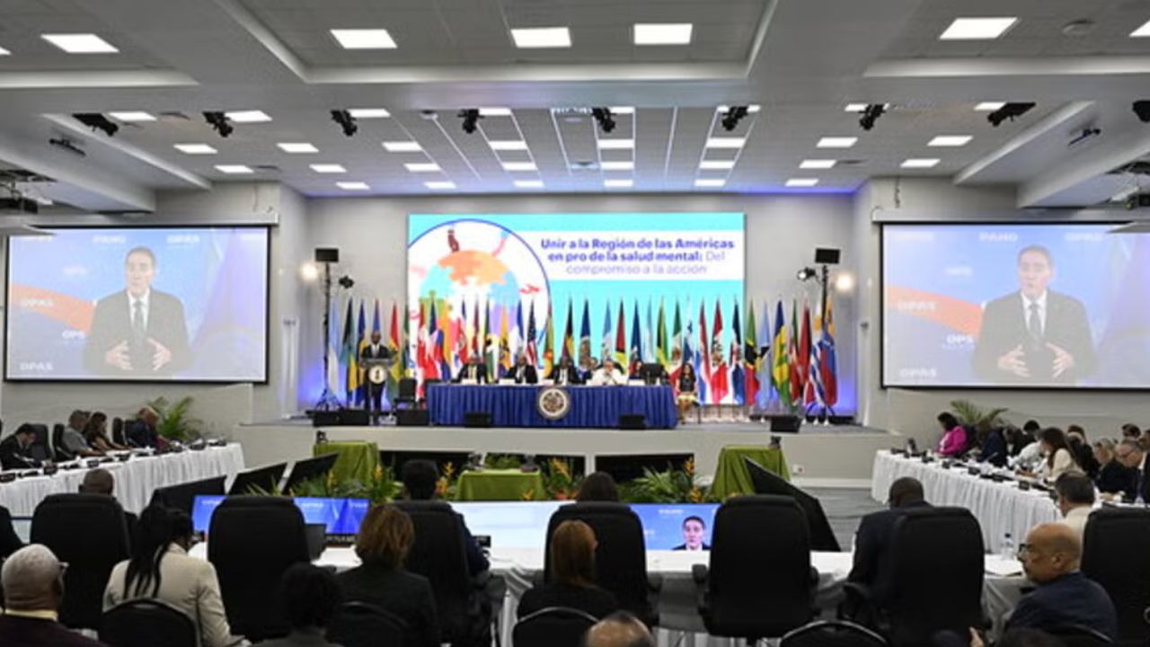Peruvian Doctor Wins PAHO Award 2025 For Transforming Mental Health Care